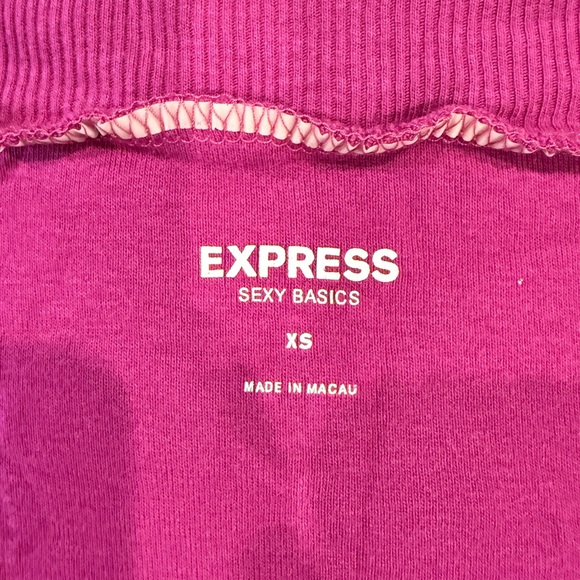 Express basic tee XS - Picture 2 of 2